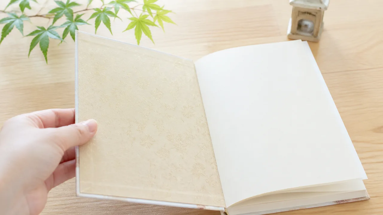 御朱印帳の裏面や最初のページはどう使う?正しい使い方を解説