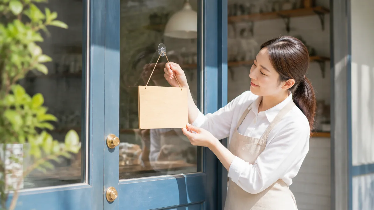 不定休と不定期の違いは？意味と正しい使い分けをやさしく解説