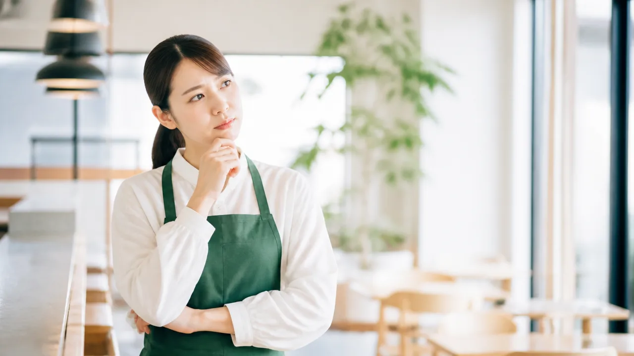 不定休と不定期の違いは？意味と正しい使い分けをやさしく解説