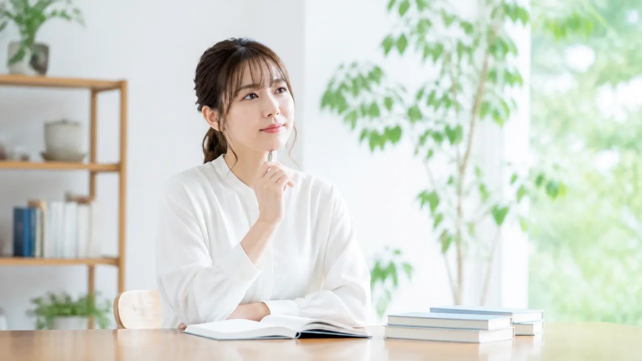 「不可思議」と「摩訶不思議」の違いは？意味と使い分けをやさしく解説